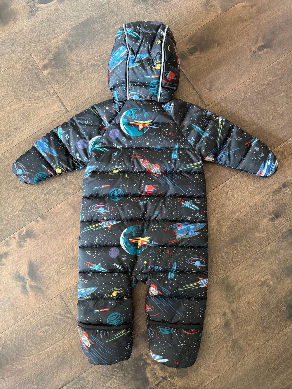 Hanna Andersson Space-Print Snowsuit - Picture 4 of 8
